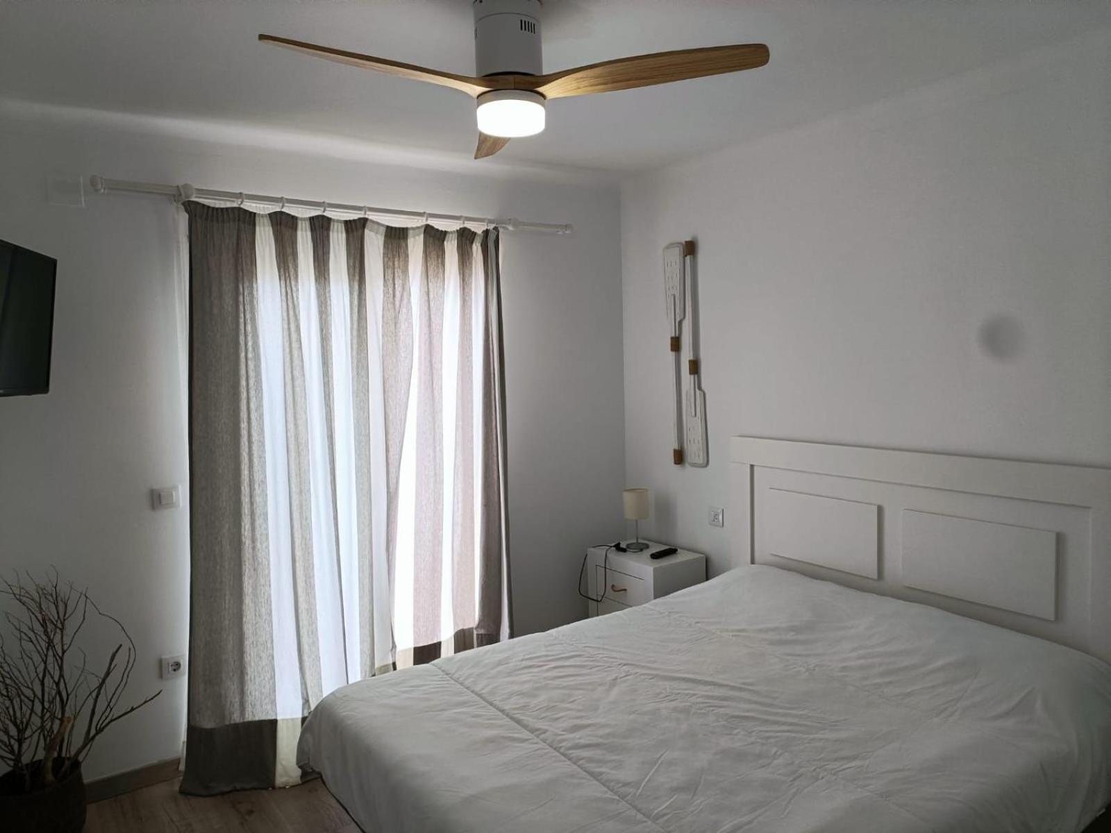 Apartament Grifeu Llança Exteriör bild